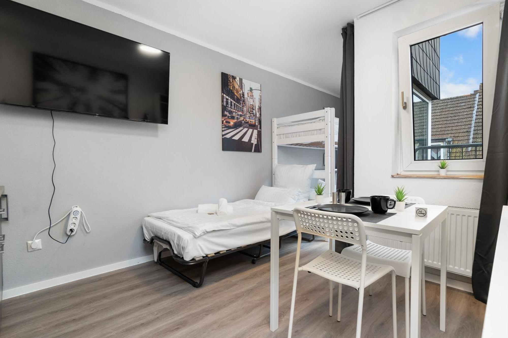 Messe, Monteure, Budget - Einfache Komfortable 2 Personen Wohnung Duisburg Bagian luar foto