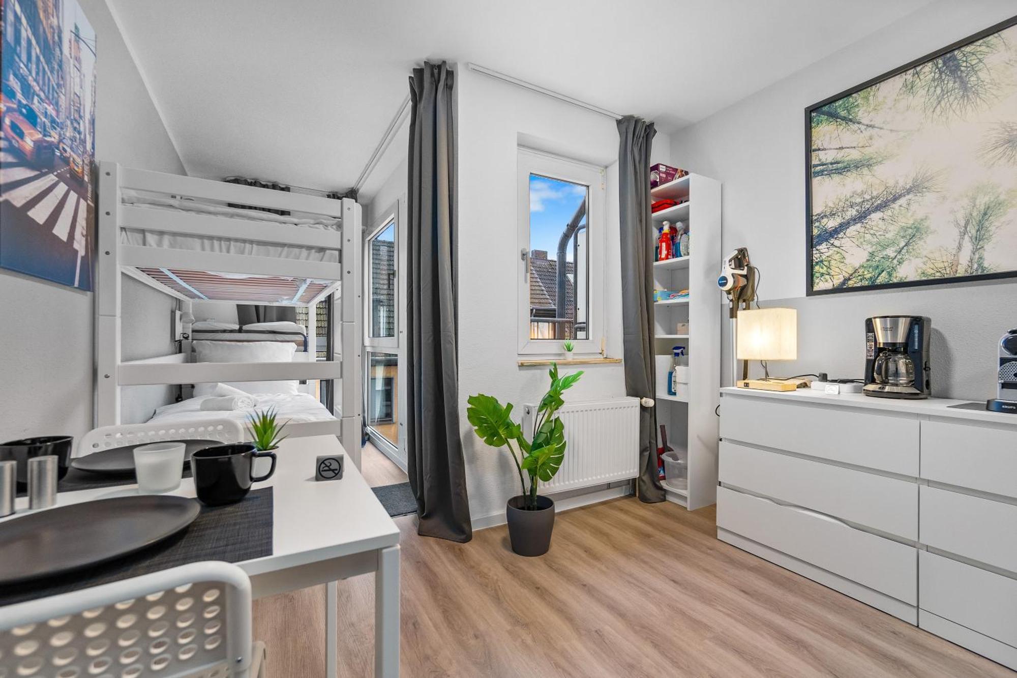 Messe, Monteure, Budget - Einfache Komfortable 2 Personen Wohnung Duisburg Bagian luar foto