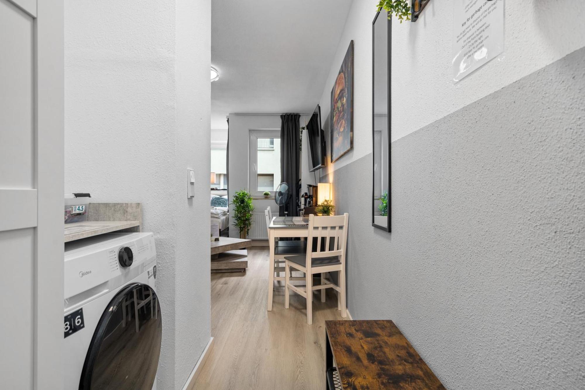 Messe, Monteure, Budget - Einfache Komfortable 2 Personen Wohnung Duisburg Bagian luar foto